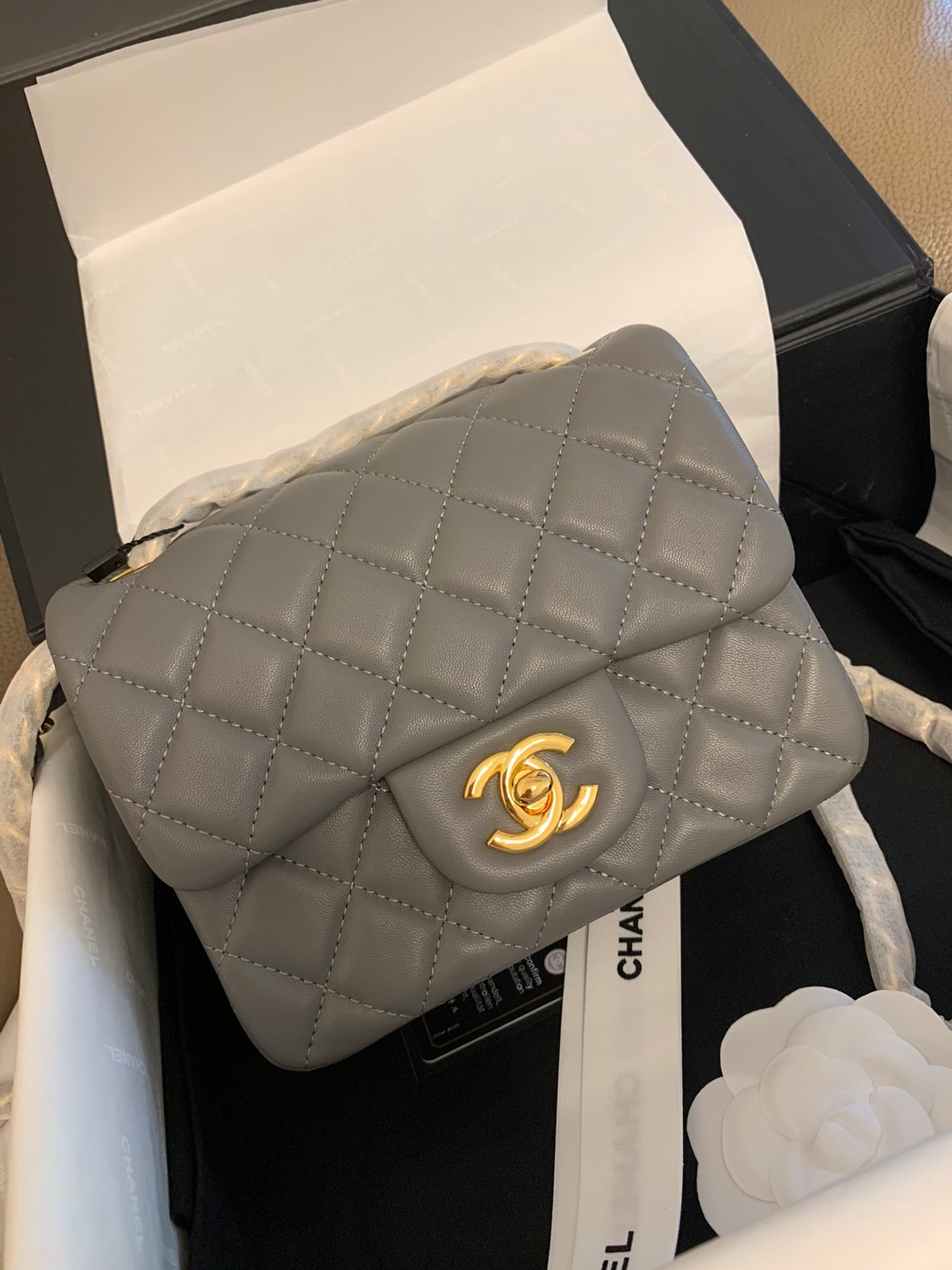 MINI SQUARE FLAP BAG 17CM DARK GREY CALFSKIN GOLD HARDWARE