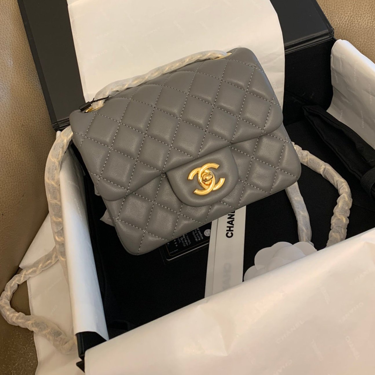 MINI SQUARE FLAP BAG 17CM DARK GREY CALFSKIN GOLD HARDWARE