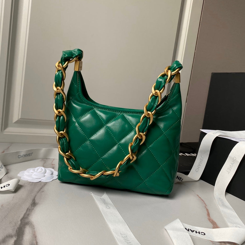 24A HOBO BAG 23CM GREEN CALFSKIN GOLD HARDWARE