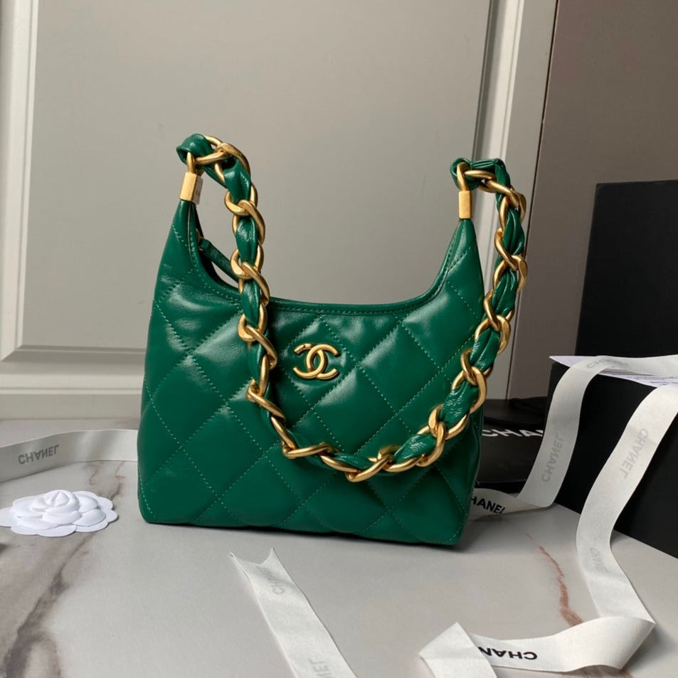 SAC HOBO 24A 23 CM EN CUIR DE VEAU VERT QUINCAILLERIE DORÉ