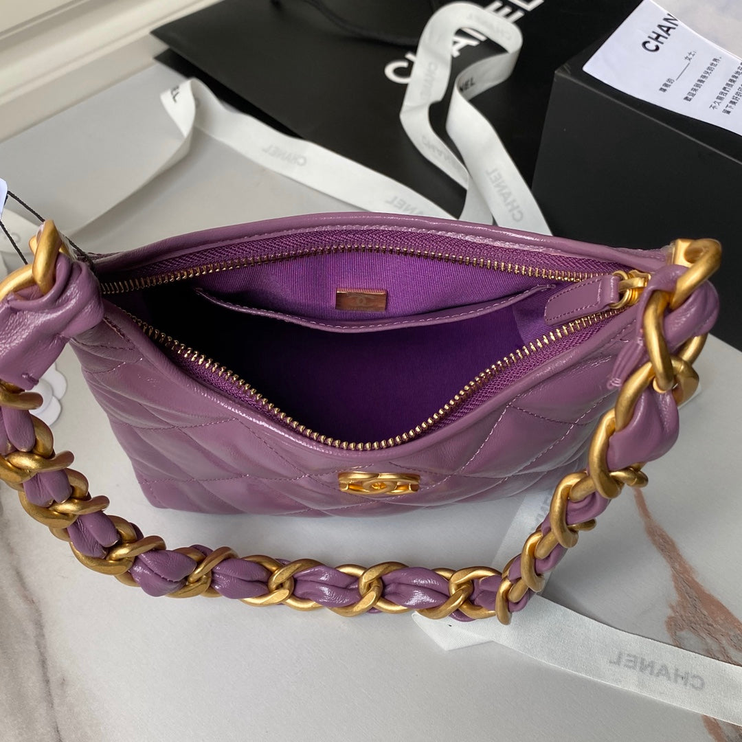 SAC HOBO 24A 23 CM EN CUIR DE VEAU VIOLET QUINCAILLERIE DORÉ