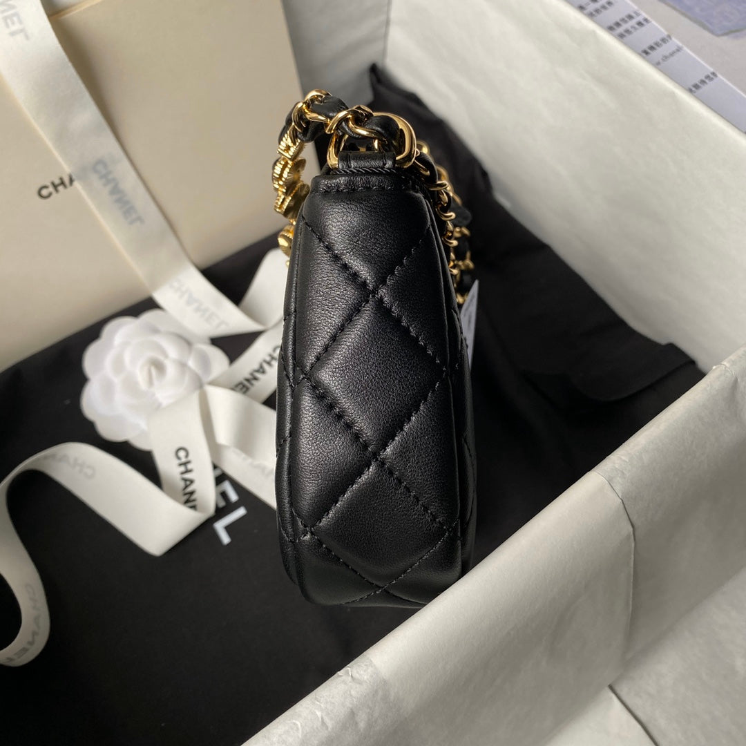 SAC HOBO 24P CC 20CM EN CUIR D'AGNEAU NOIR ET QUINCAILLERIE DORÉ