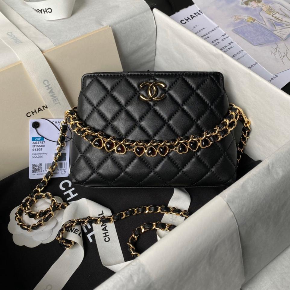 Pochette 24P avec chaîne 19 cm en cuir d'agneau noir