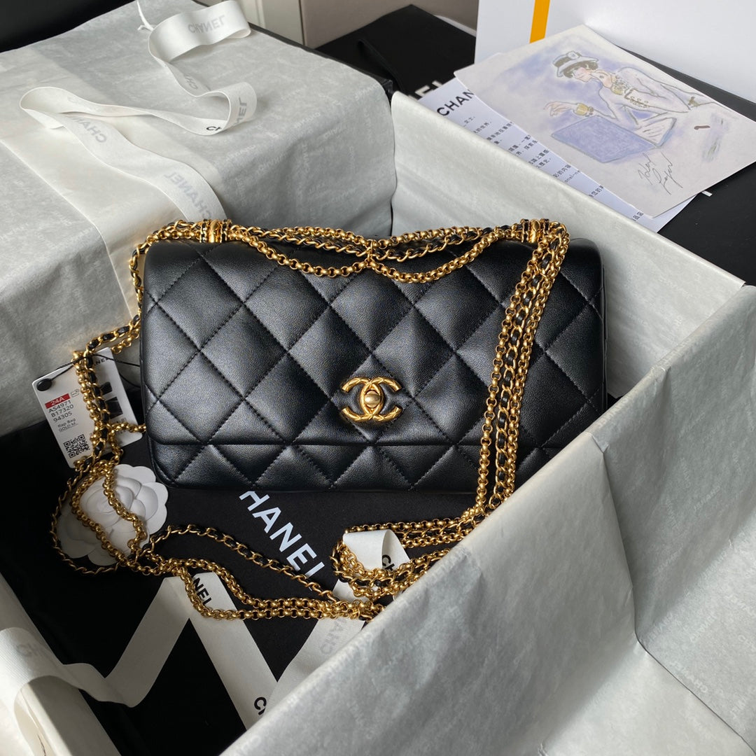 24A CLASSIC FLAP BAG 26CM BLACK LAMBSKIN GOLD HARDWARE