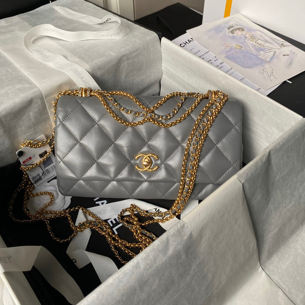 24A CLASSIC FLAP BAG 26CM GREY LAMBSKIN GOLD HARDWARE