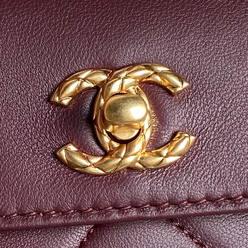 CC 24B CLUTH 25CM BURGUNDY LAMBSKIN