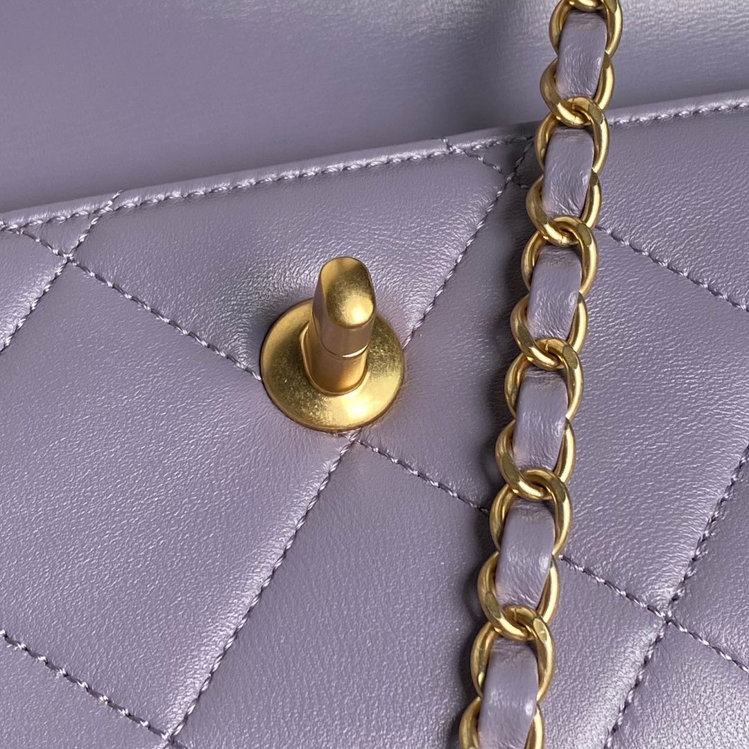 CC 24B CLUTH 25CM VIOLET LAMBSKIN
