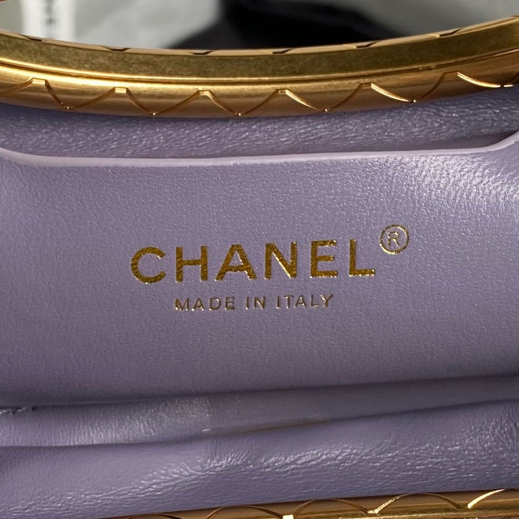 CC 24B CLUTH 25CM VIOLET LAMBSKIN