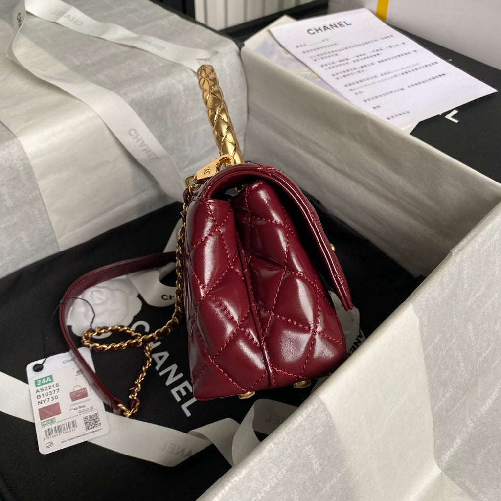 CC 24A MINI POIGNÉE COCO 19 CM CUIR DE VEAU VERNI BORDEAUX QUINCAILLERIE DORÉ 