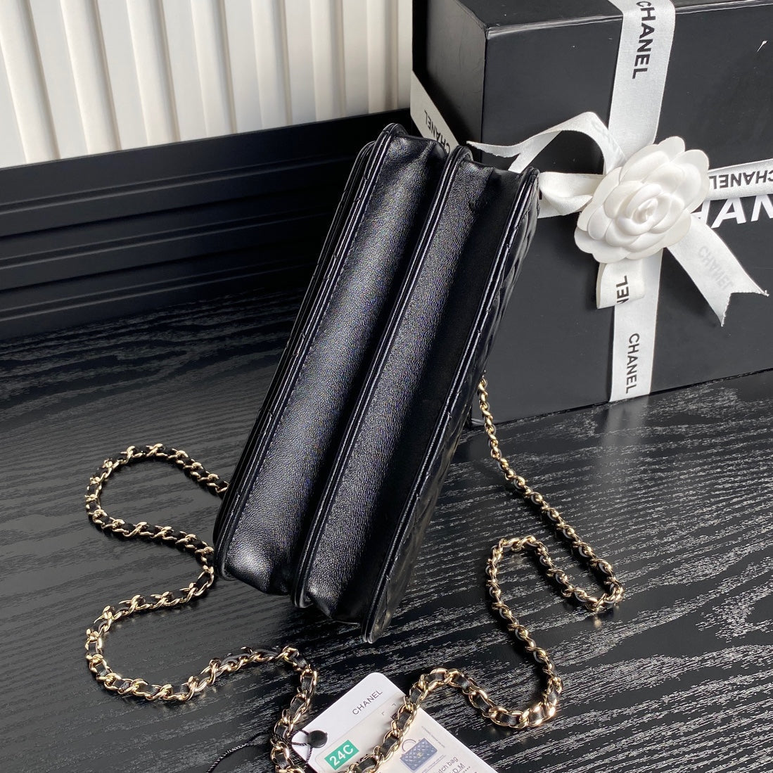 CC 24B SAC TENDANCE 18,5 CM CUIR D'AGNEAU NOIR QUINCAILLERIE DORÉ