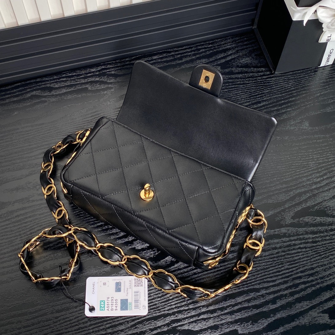 CC 24K MINI SAC À RABAT 21CM CUIR D'AGNEAU NOIR QUINCAILLERIE DORÉ