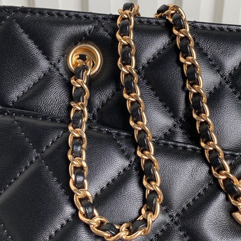 SAC CABAS 24K 28CM CUIR DE VEAU NOIR QUINCAILLERIE OR