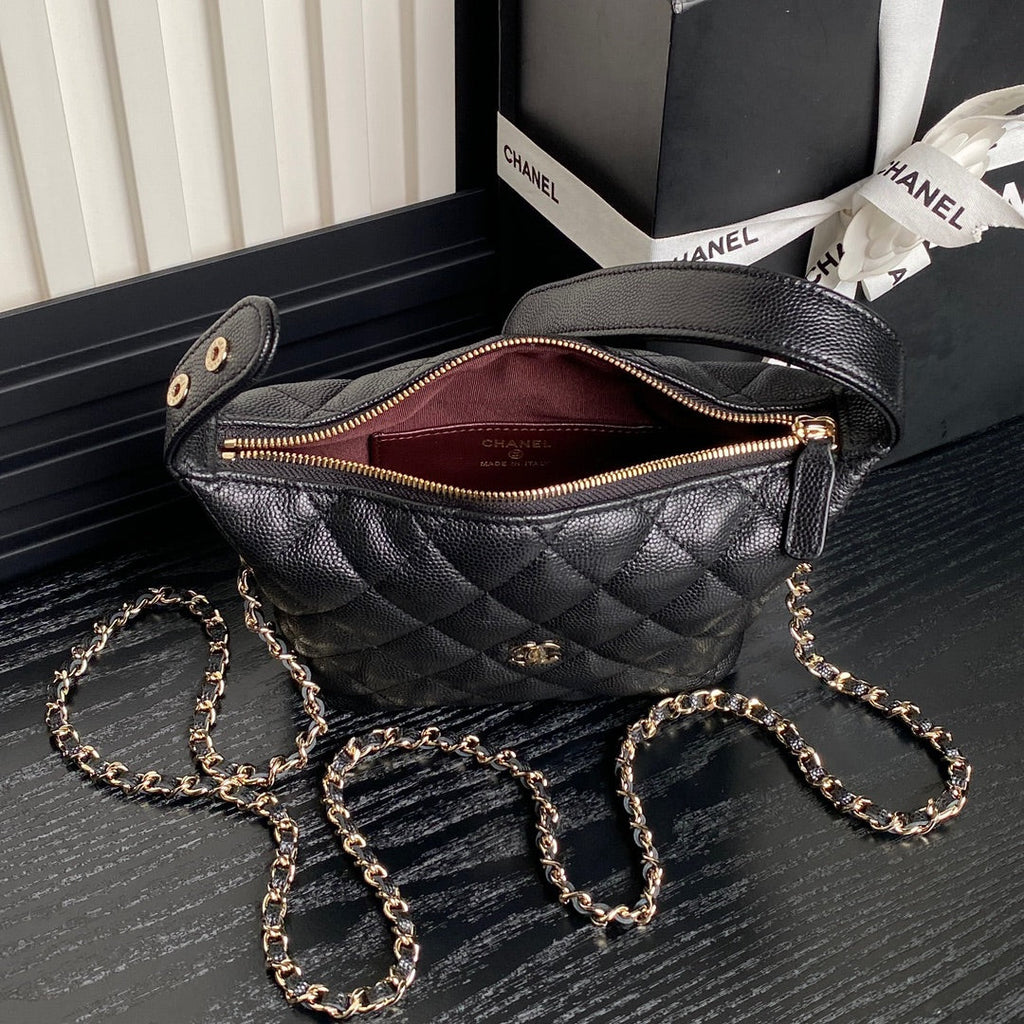 Sac Hobo CC 25C 21,5 cm avec poignée supérieure en cuir de veau grainé noir