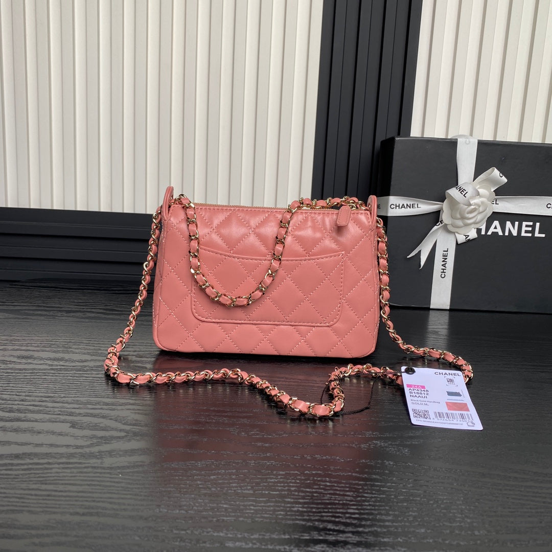 CC 25C CLUTCH WITH STRAP 21CM LIGHT PINK CALFSKIN