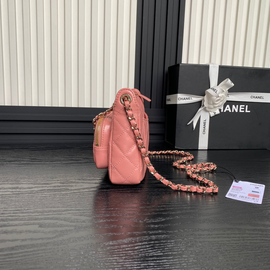 CC 25C CLUTCH WITH STRAP 21CM LIGHT PINK CALFSKIN