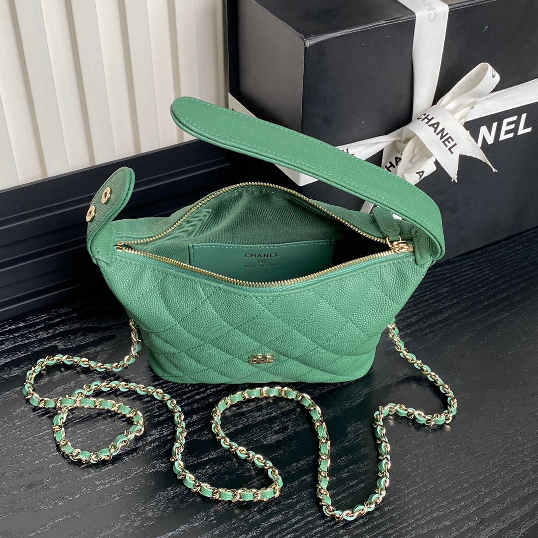 Sac Hobo CC 25C 21,5 cm avec poignée supérieure en cuir de veau grainé vert foncé