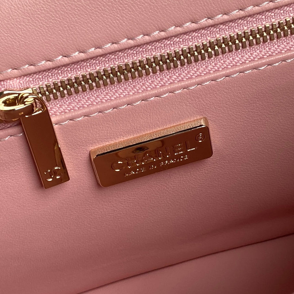 CC 24K FLAP BAG 20CM PINK SEQUIN