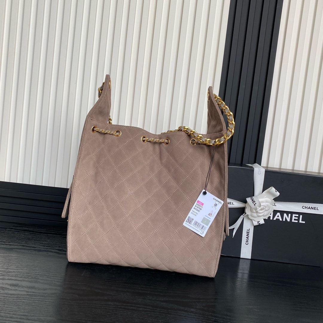 CC 25C SAC HOBO 40CM EN DAIM MARRON ROSÉ