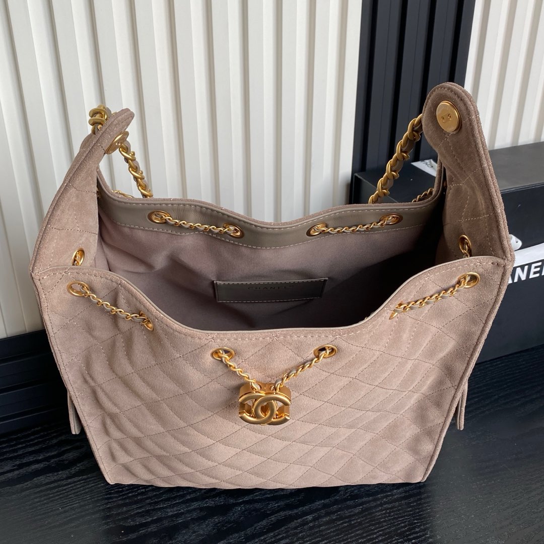 CC 25C SAC HOBO 40CM EN DAIM MARRON ROSÉ