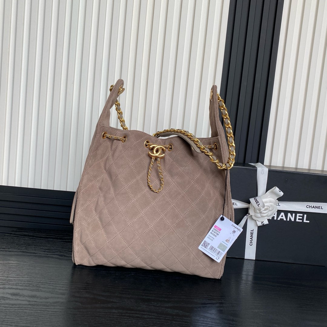 CC 25C SAC HOBO 40CM EN DAIM MARRON ROSÉ
