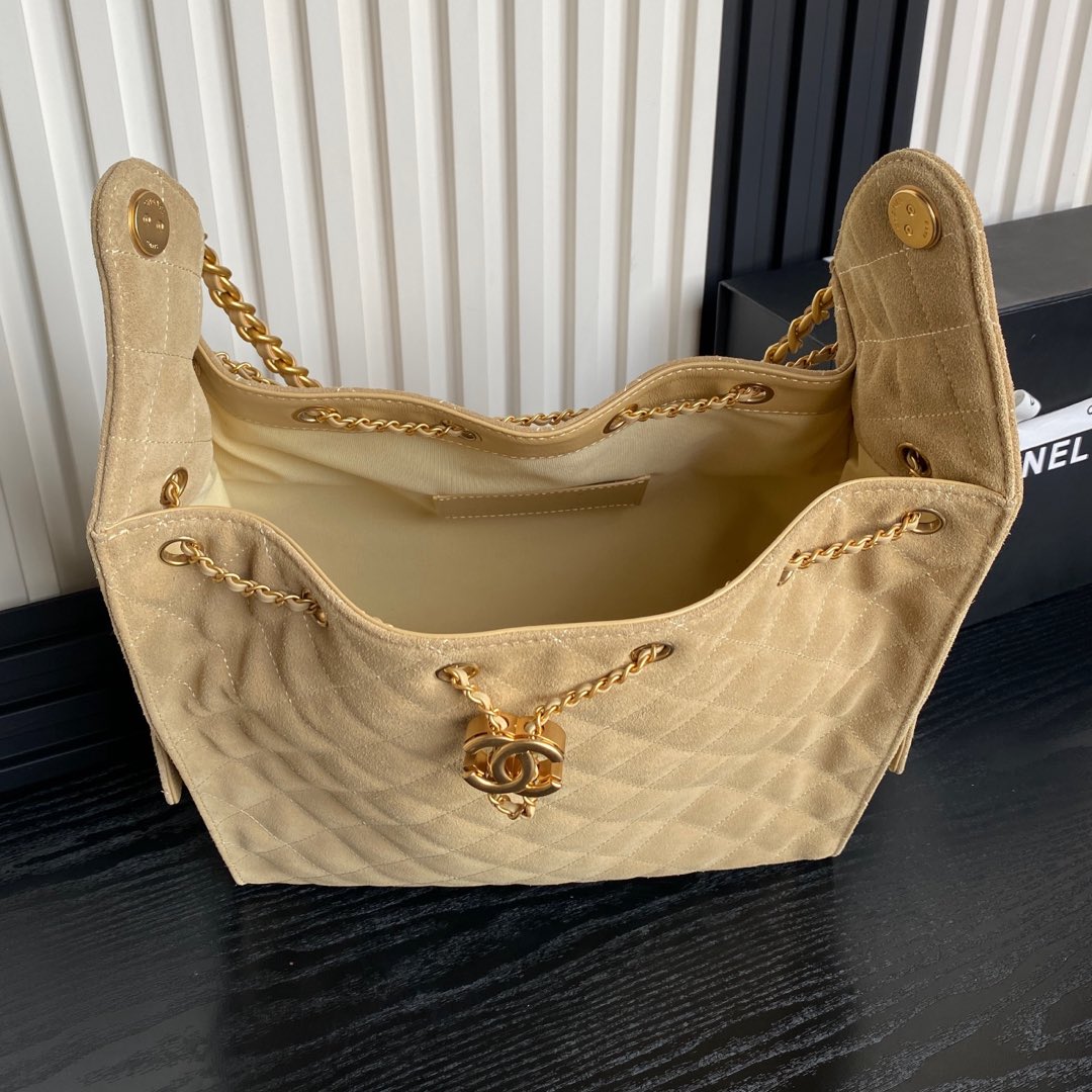 SAC HOBO CC 25C 40CM EN DAIM BEIGE