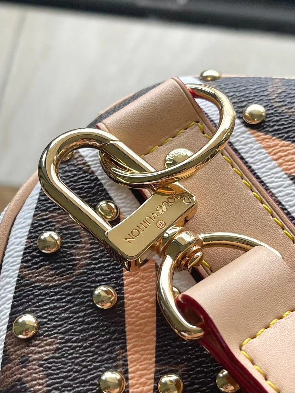 KEEPALL BANDOULIÈRE 50 EN TOILE MONOGRAMME MOTIF PARFLECHE