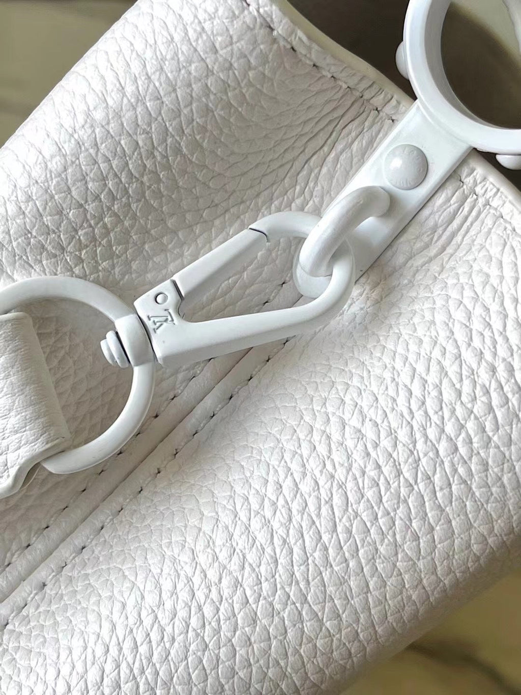 CAPUCINES EST-OUEST MINI 21 EN TAURILLON BLANC