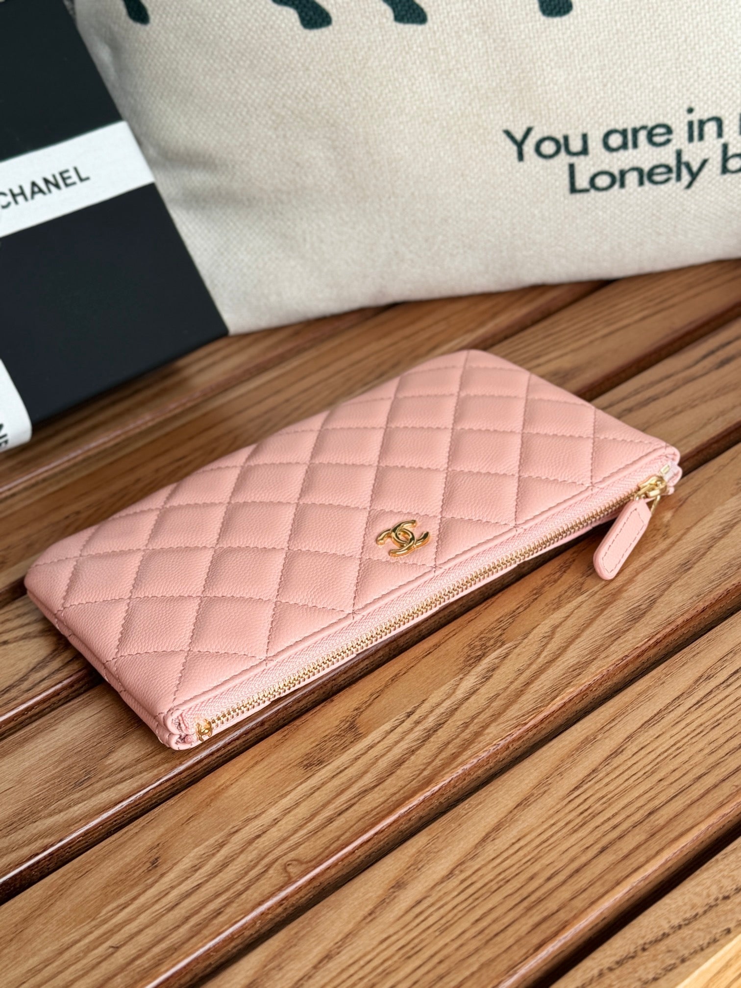CC ZIPPED WALLET 20CM PINK QUILTED CAVIAR GOLD HARDWARE