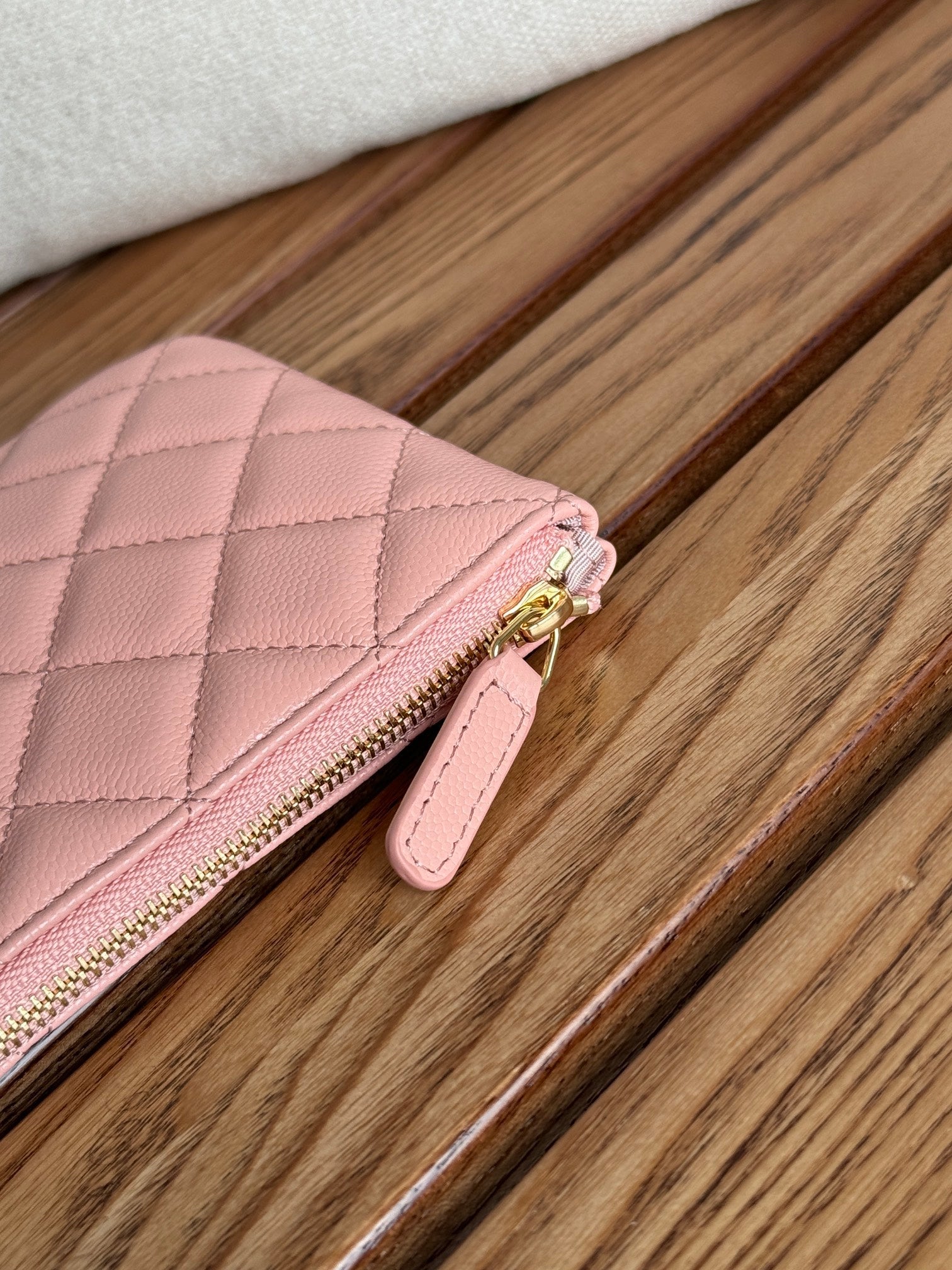 CC ZIPPED WALLET 20CM PINK QUILTED CAVIAR GOLD HARDWARE