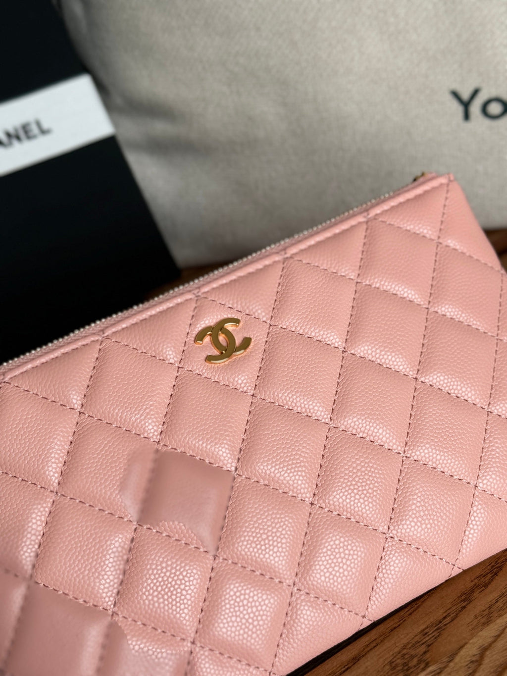 CC ZIPPED WALLET 20CM PINK QUILTED CAVIAR GOLD HARDWARE