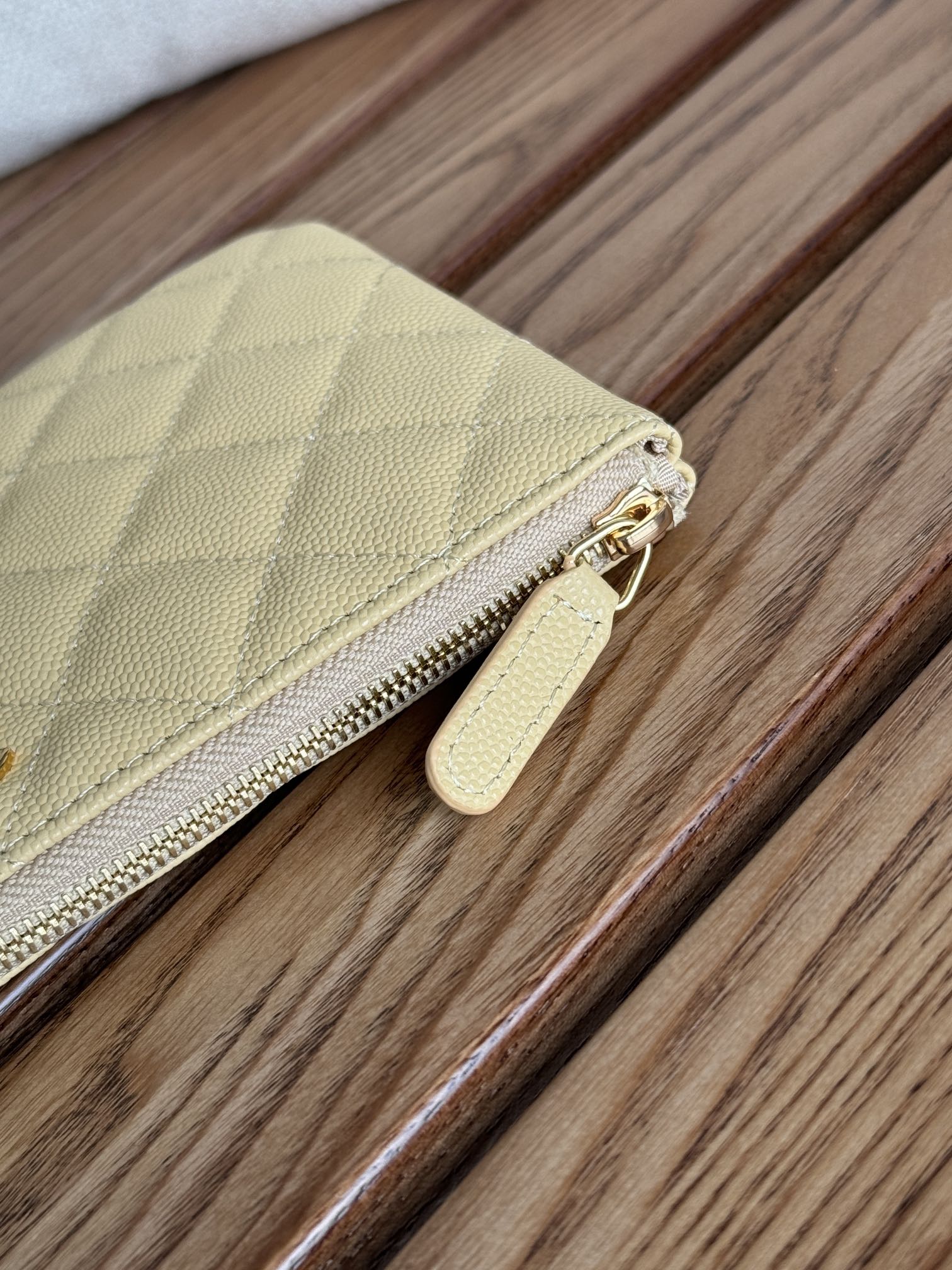 CC ZIPPED WALLET 20CM LIGHT YELLOW QUILTED CAVIAR GOLD HARDWARE