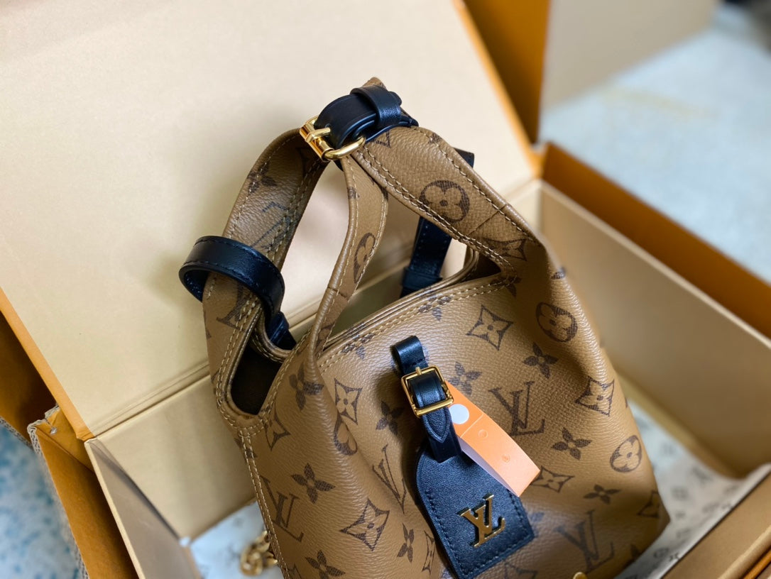 ATLANTIS BB 17 EN TOILE INVERSE MONOGRAMME MARRON