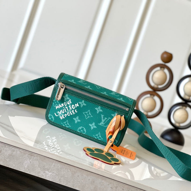 Portefeuille portable Bosphore 19 pouces en toile héritage monogrammée verte