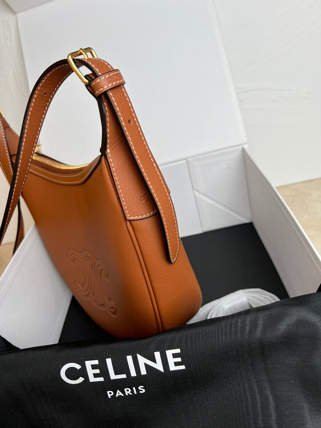 PETITE HELOISE 23CM CUIR DE VEAU MARRON ACIER DORÉ
