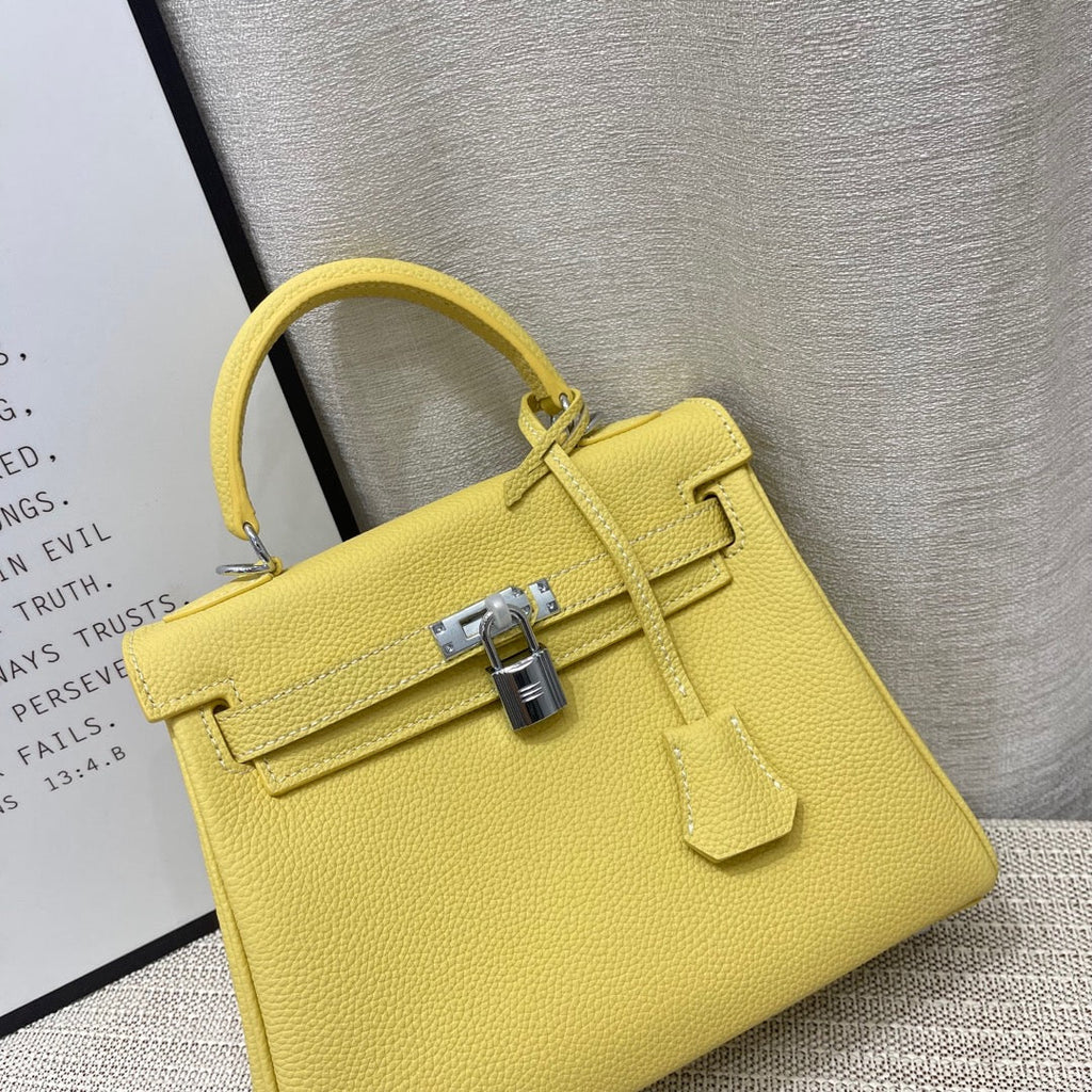 HM ケリー 25cm ライム トゴレザー シルバー金具