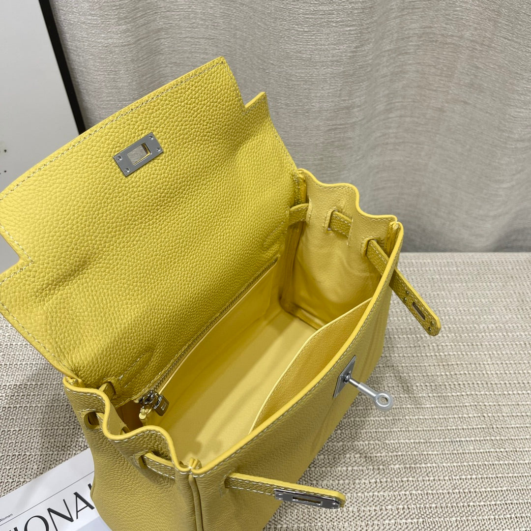HM ケリー 25cm ライム トゴレザー シルバー金具