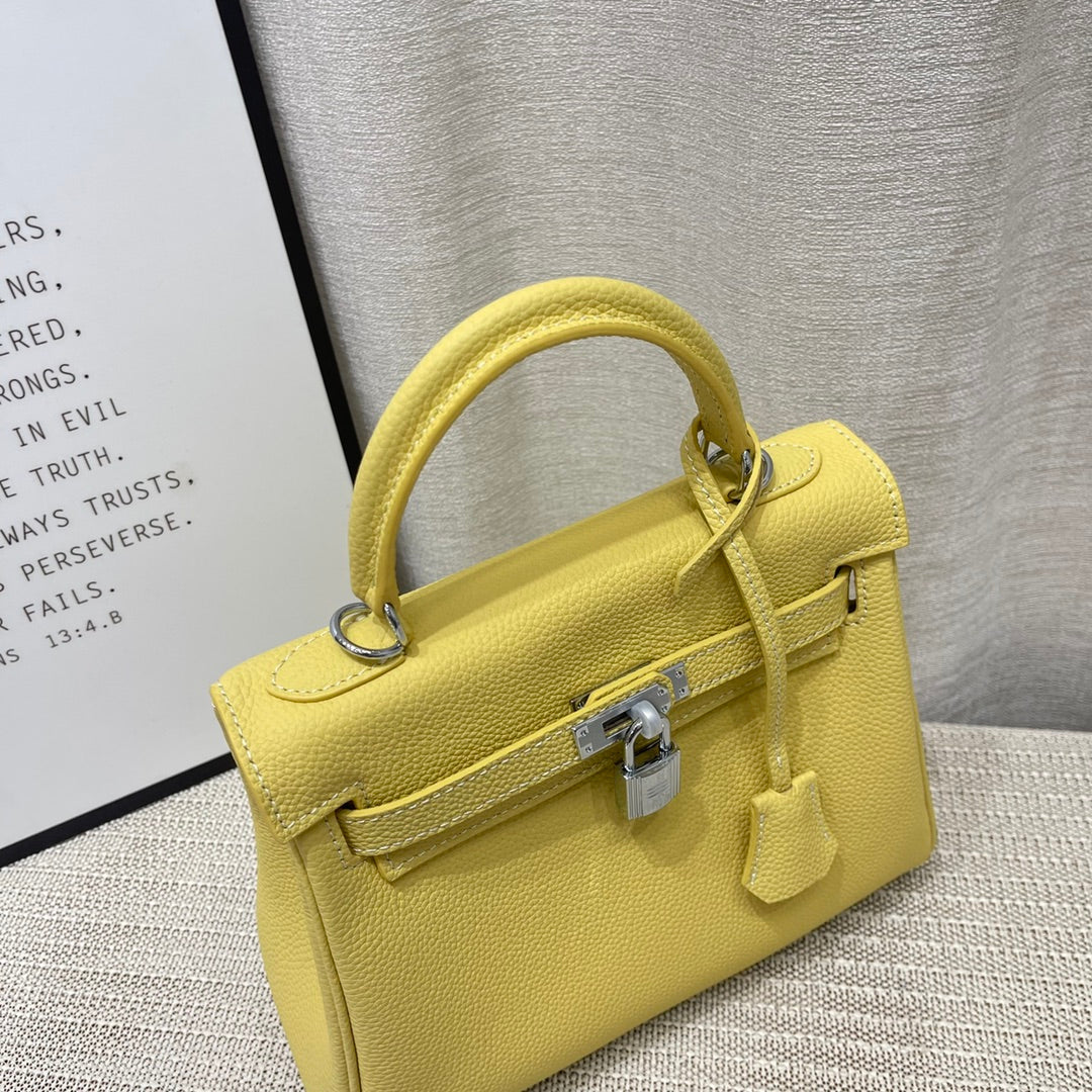 HM KELLY 25CM CUIR TOGO LIME QUINCAILLERIE ARGENTÉE