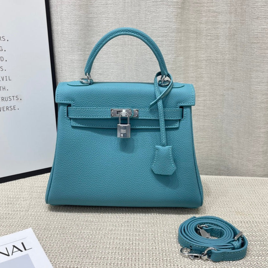 HM KELLY 25CM RETOURNE CUIR TOGO TURQUOISE QUINCAILLERIE ARGENTÉE