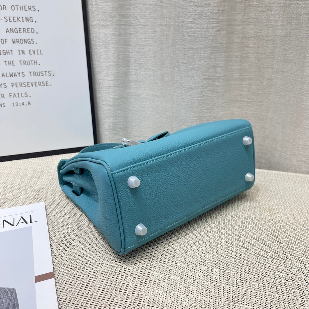 HM KELLY 25CM RETOURNE TURQUOISE TOGO LEATHER SILVER HARDWARE