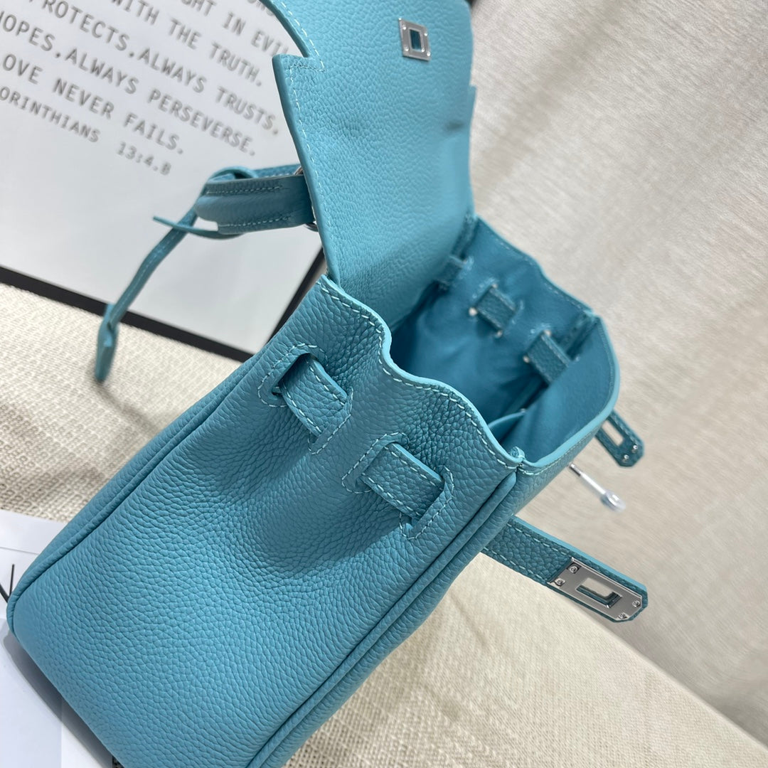 HM KELLY 25CM RETOURNE CUIR TOGO TURQUOISE QUINCAILLERIE ARGENTÉE