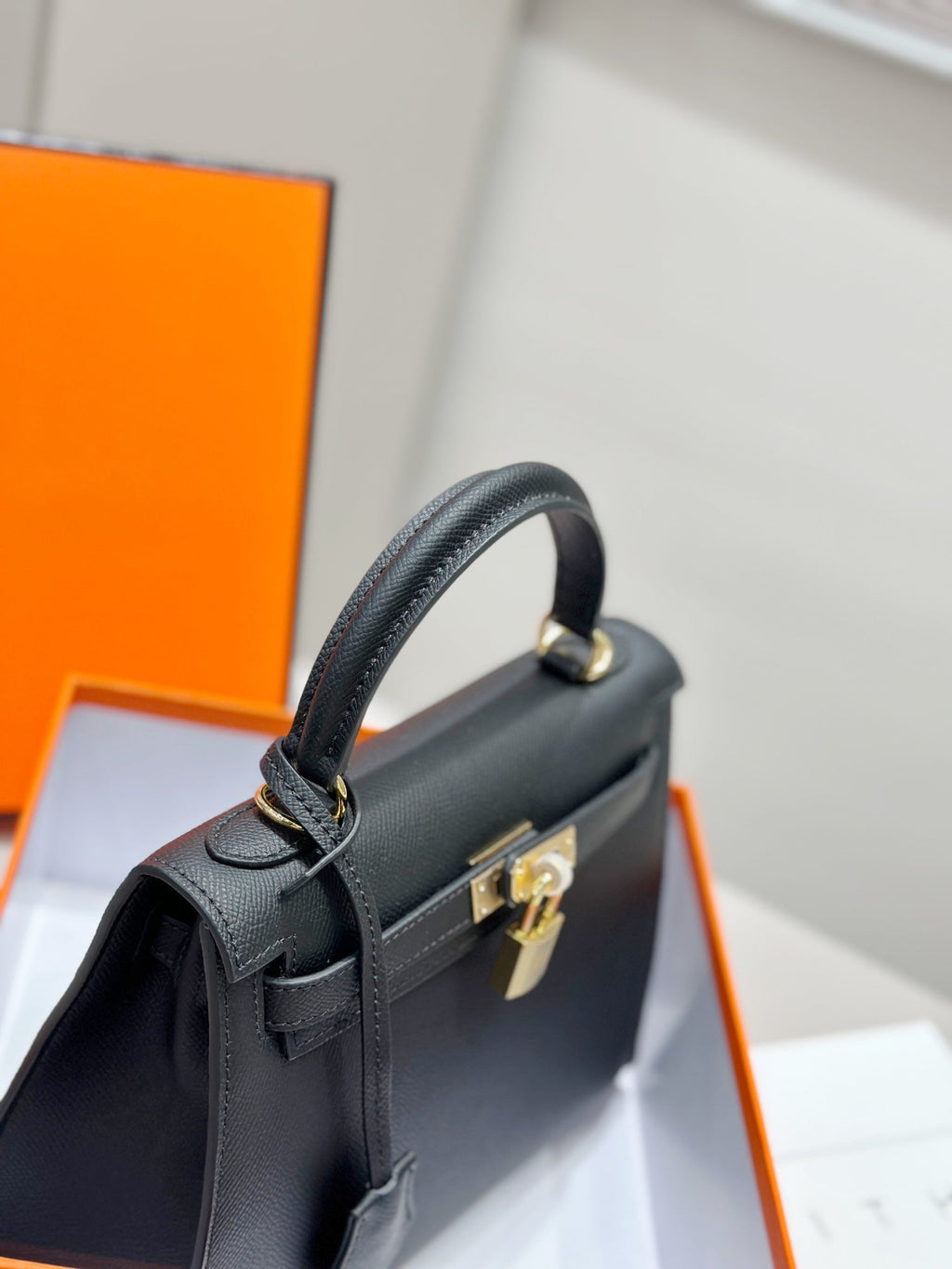 HM KELLY 25CM BLACK EPSOM LEATHER GOLD HARDWARE