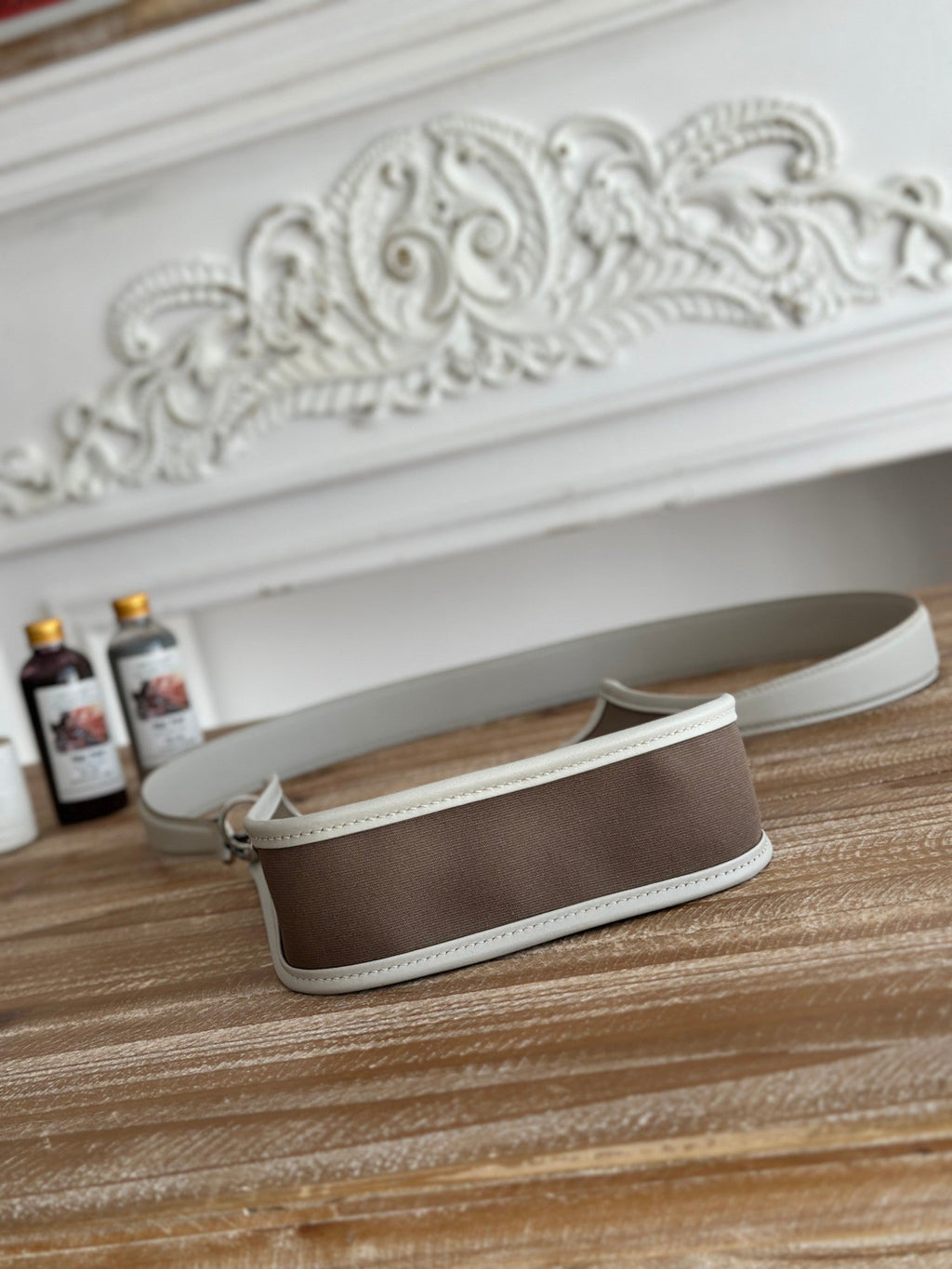MINI SAC NEO 17 EVELYNE EN TOILE MARRON WENGÉ ET CUIR DE VEAU BLANC