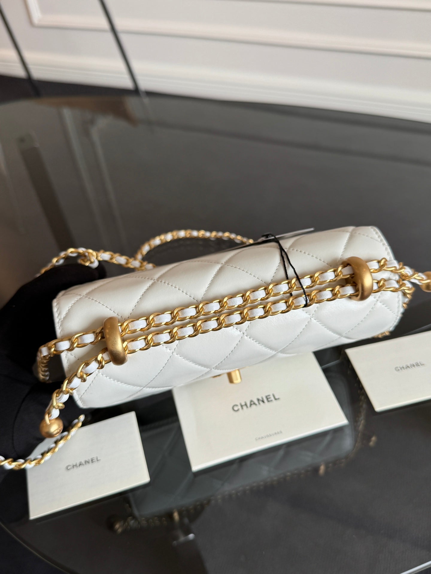 MINI RABAT 22CM CUIR D'AGNEAU BLANC QUINCAILLERIE DORÉ