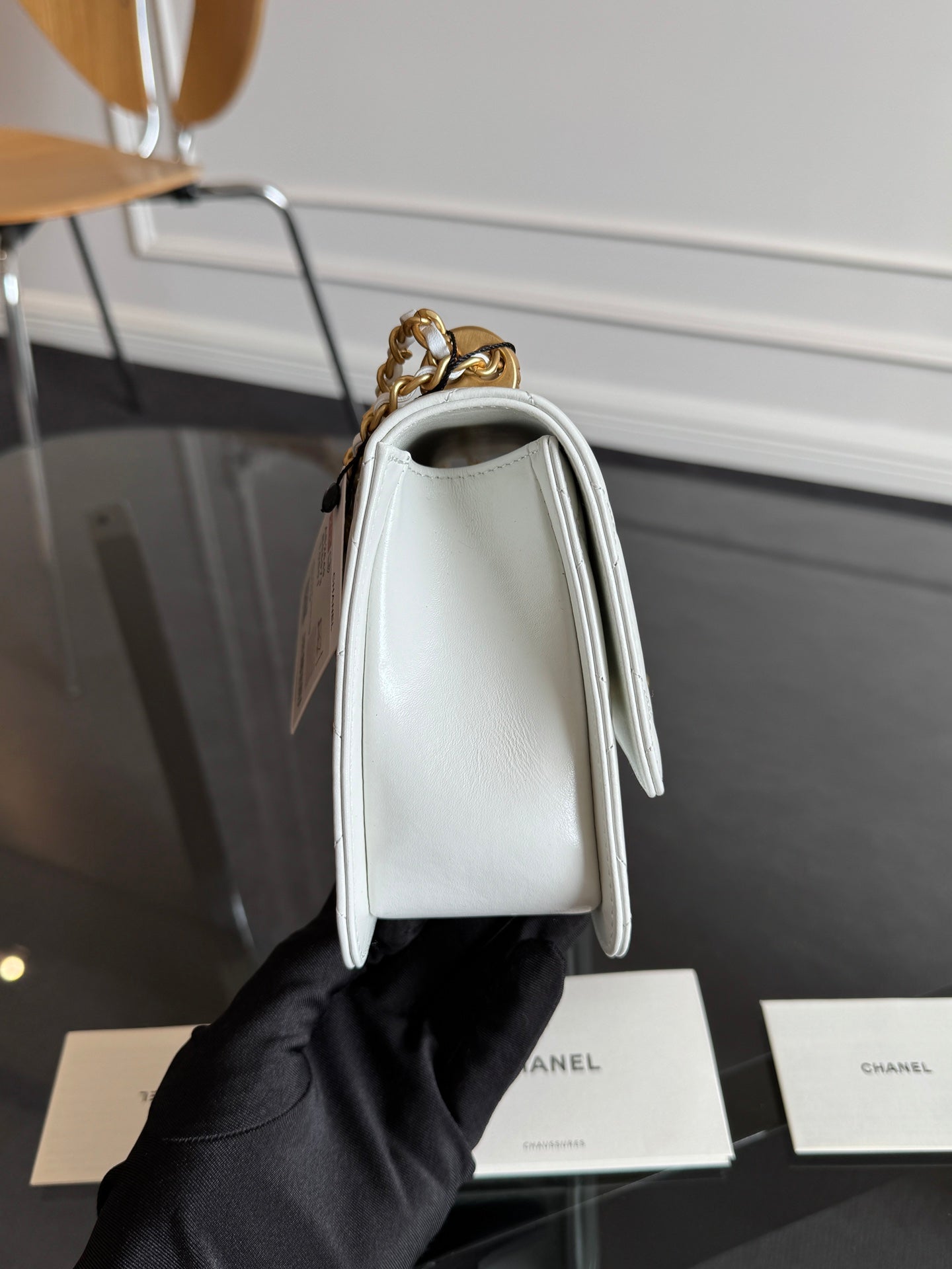 MINI RABAT 22CM CUIR D'AGNEAU BLANC QUINCAILLERIE DORÉ