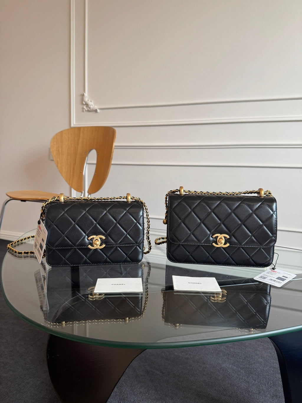 MINI RABAT 19CM CUIR D'AGNEAU NOIR QUINCAILLERIE DORÉ