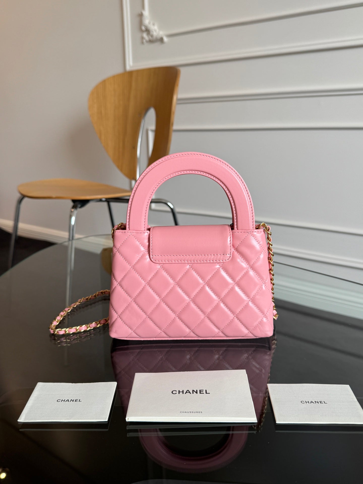 SAC CABAS KELLY 19 EN CUIR DE VEAU ROSE SAUMON, QUINCAILLERIE DORÉ 