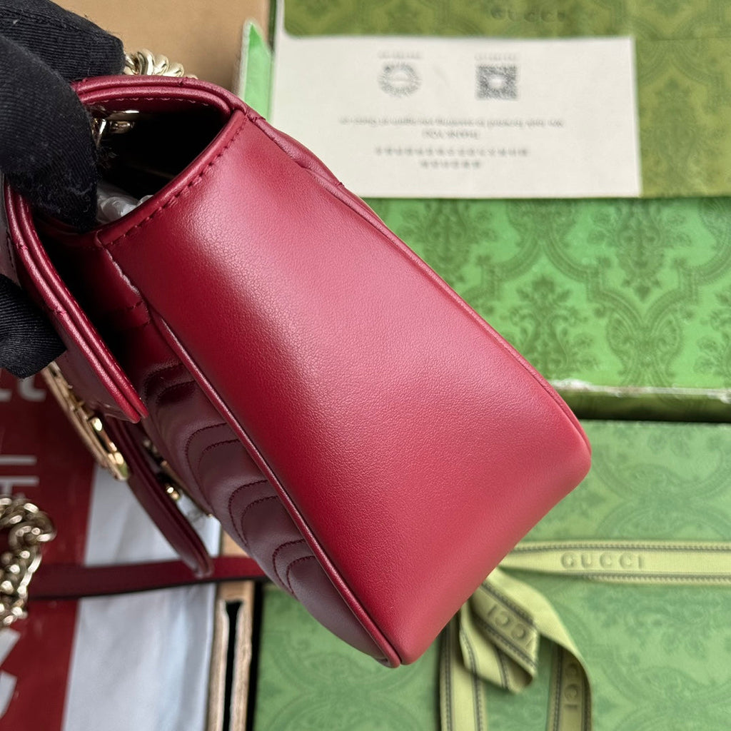 GG MARMONT 26CM CUIR DE VEAU ROUGE FONCÉ QUINCAILLERIE DORÉ