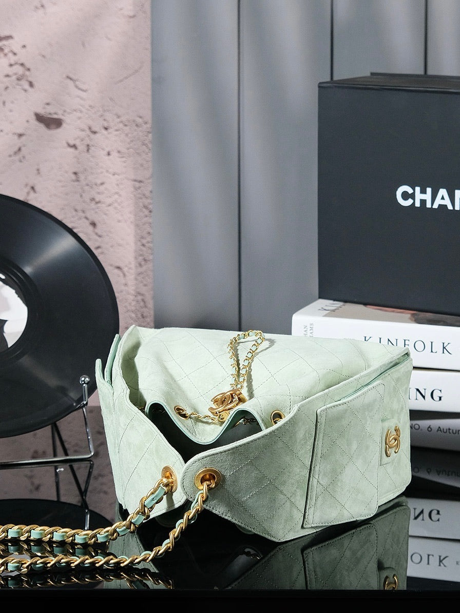 CC 25C SAC HOBO 30CM DAIM VERT CLAIR