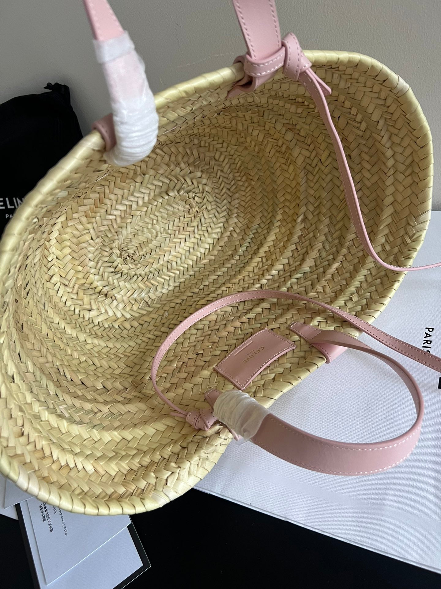 SAC CLASSIQUE MOYEN 25 CM EN RAPHIA ET CUIR DE VEAU BRUN
