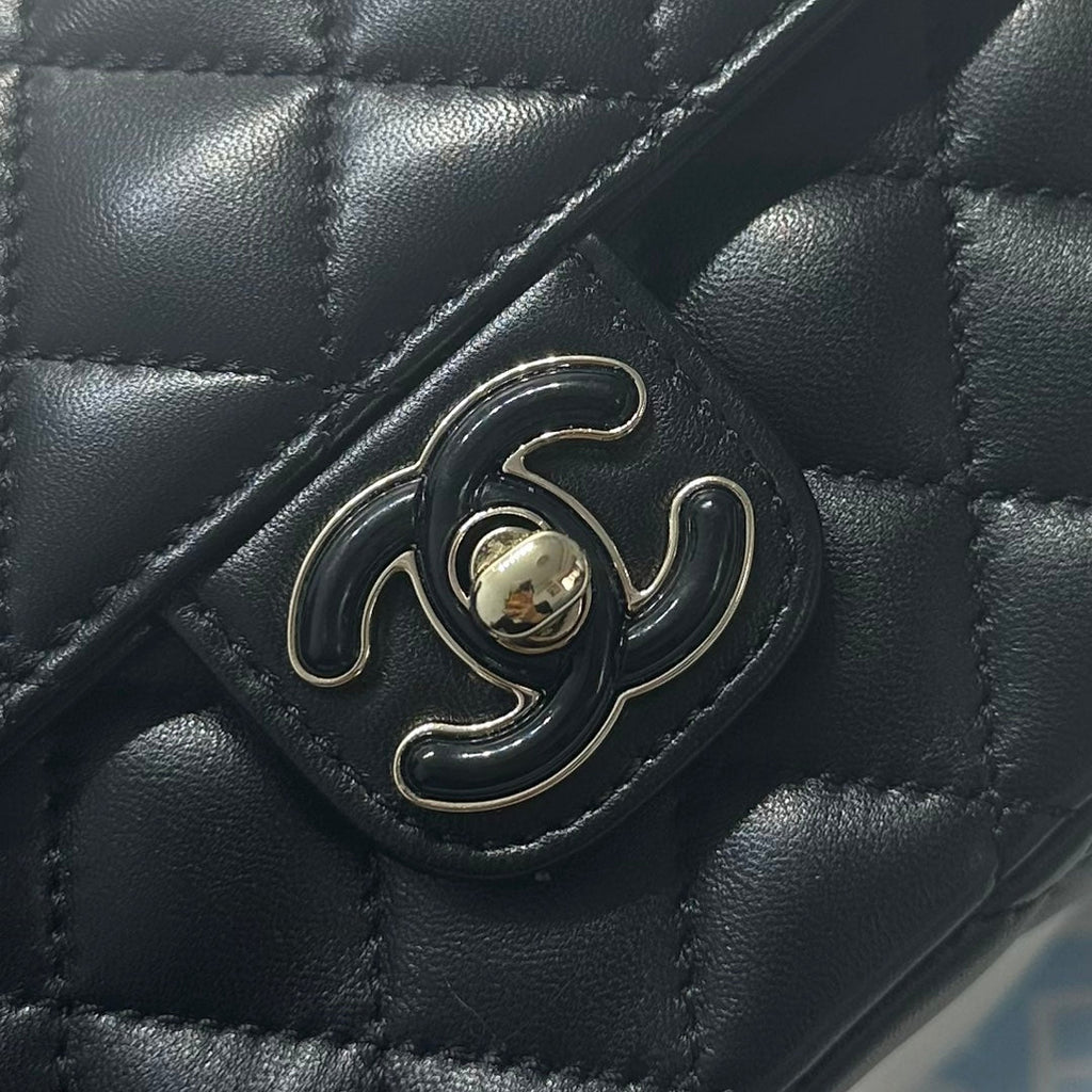 23P FLAP BAG 16CM BLACK CALFSKIN SIVER HARDWARE